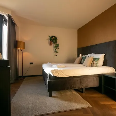 Lowietje - Keukenhof - Free Parking 4* ליסא