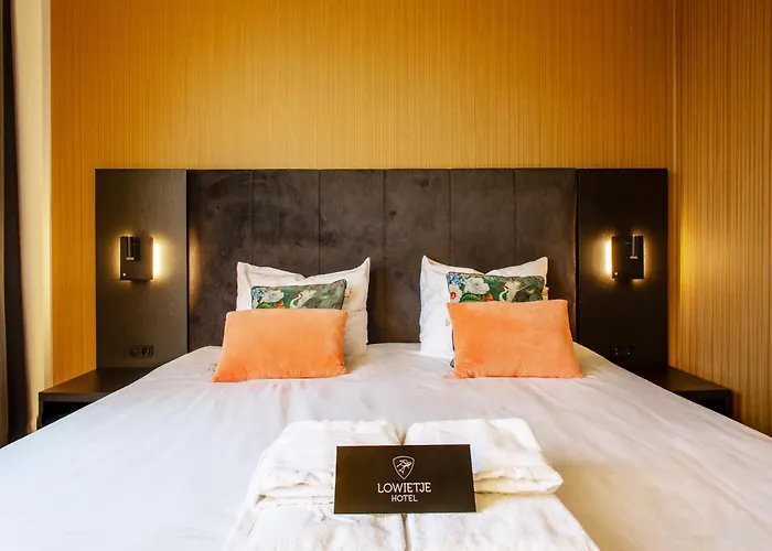 Lowietje - Keukenhof - Free Parking 4*