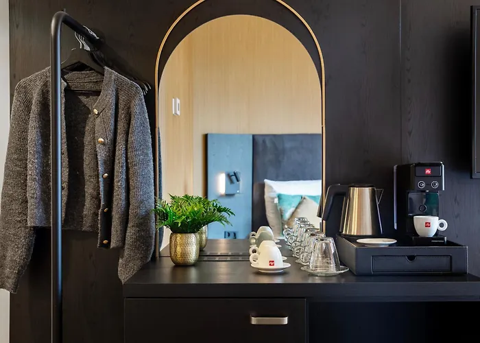 Lowietje - Keukenhof - Free Parking Hotel Lisse